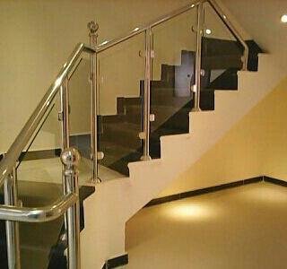 درابزين زجاجي وشبابيك سحب للمنازل - فنون الماسة الرياض